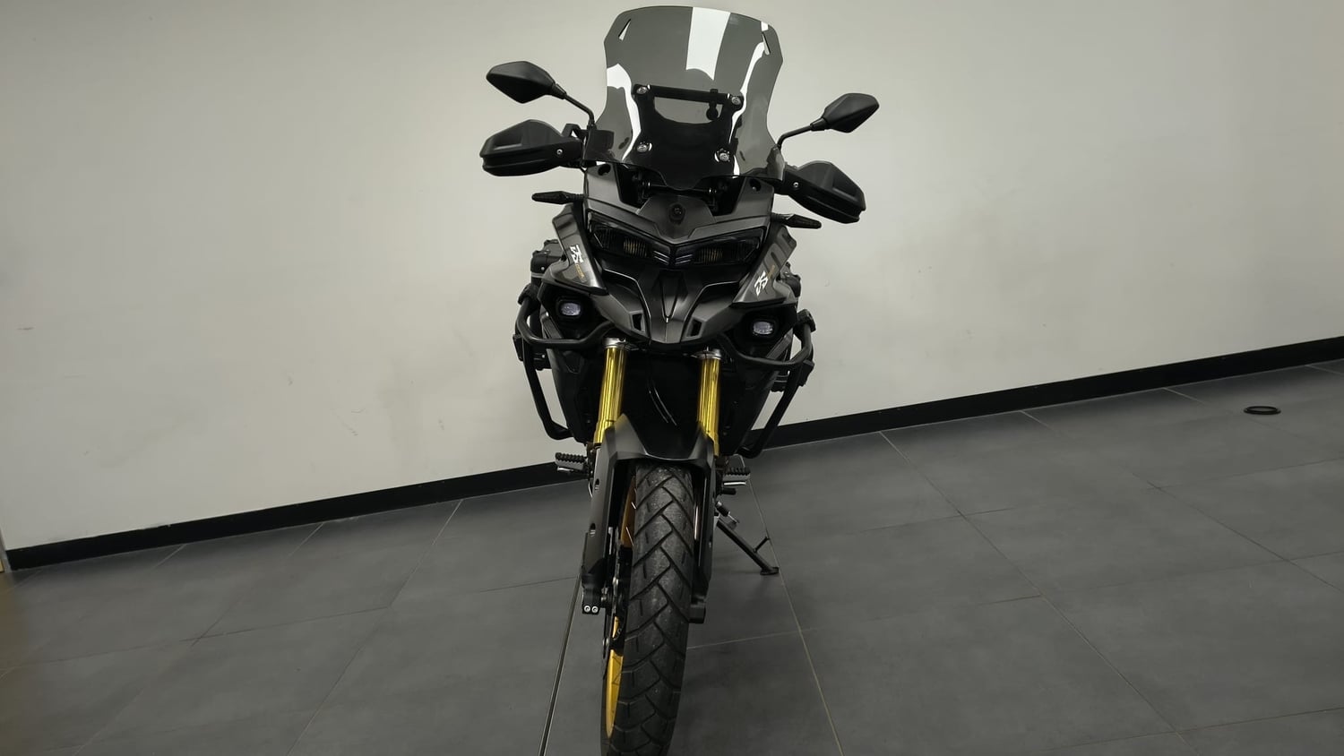 [ berth ]VOGE DS625X