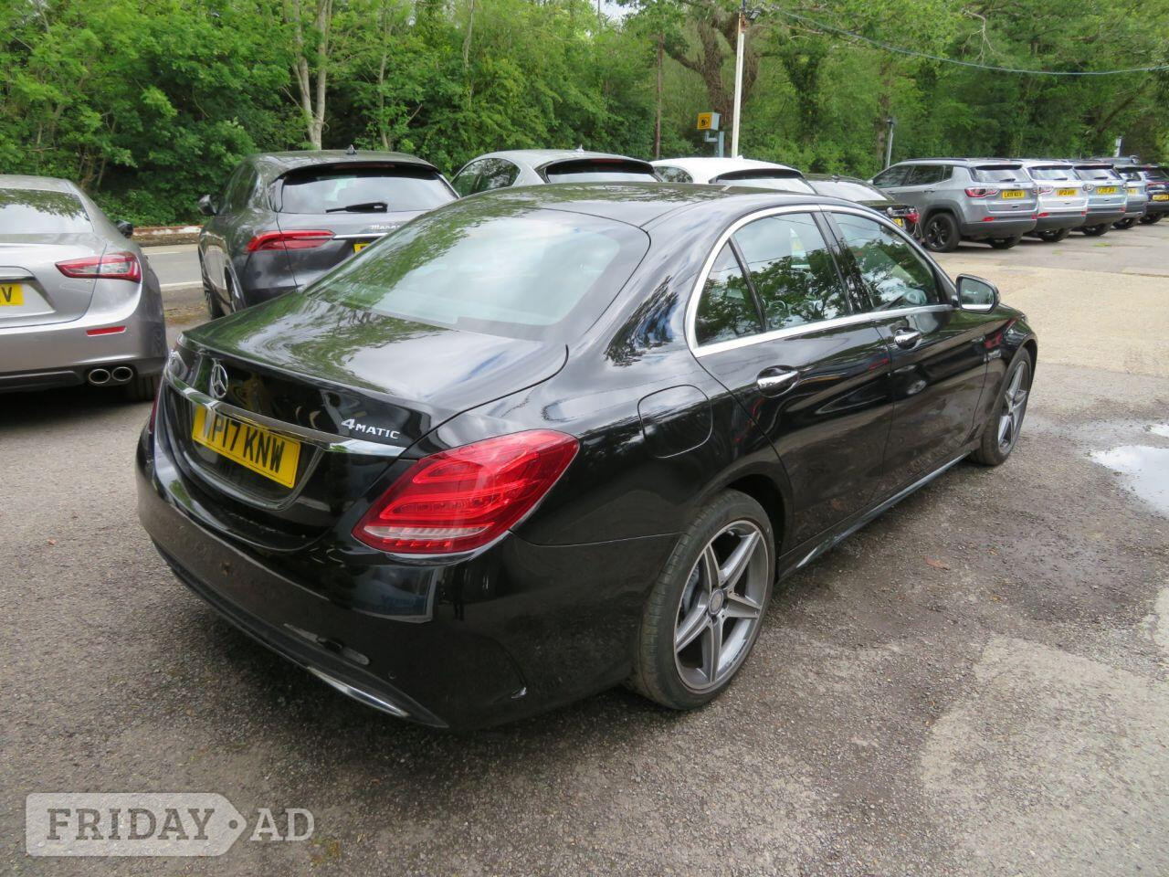 [ berth ]Mercedes-Benz C-CLASS