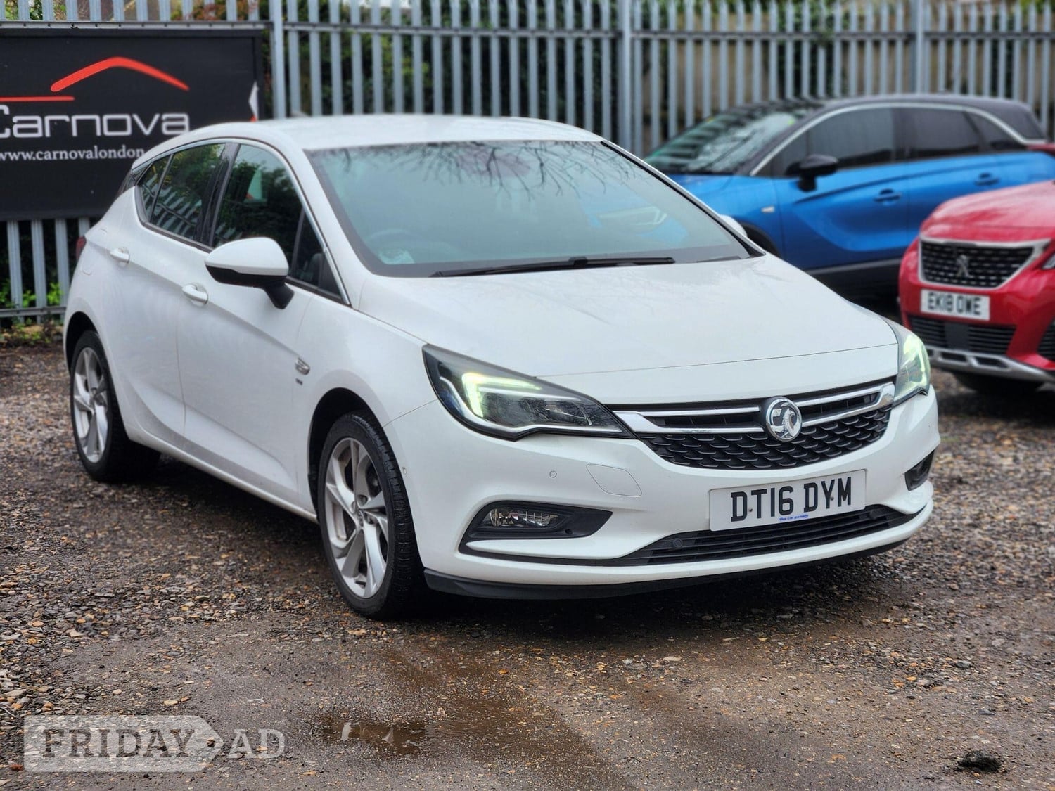 Vauxhall Astra 2016 in Staines