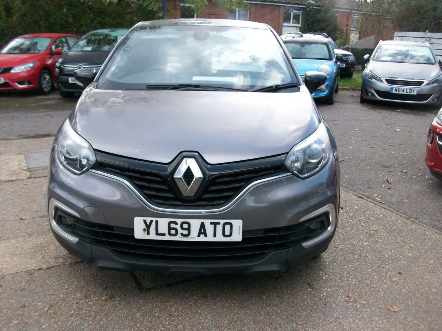 [ berth ]Renault Captur