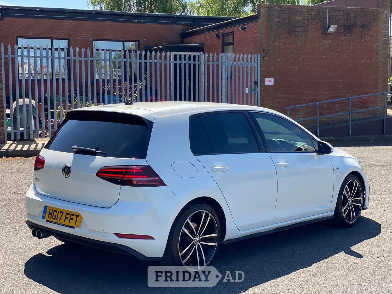 Volkswagen Golf 2017 - Cars