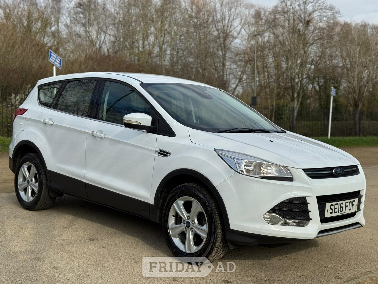 Ford Kuga 2016 in Hillingdon