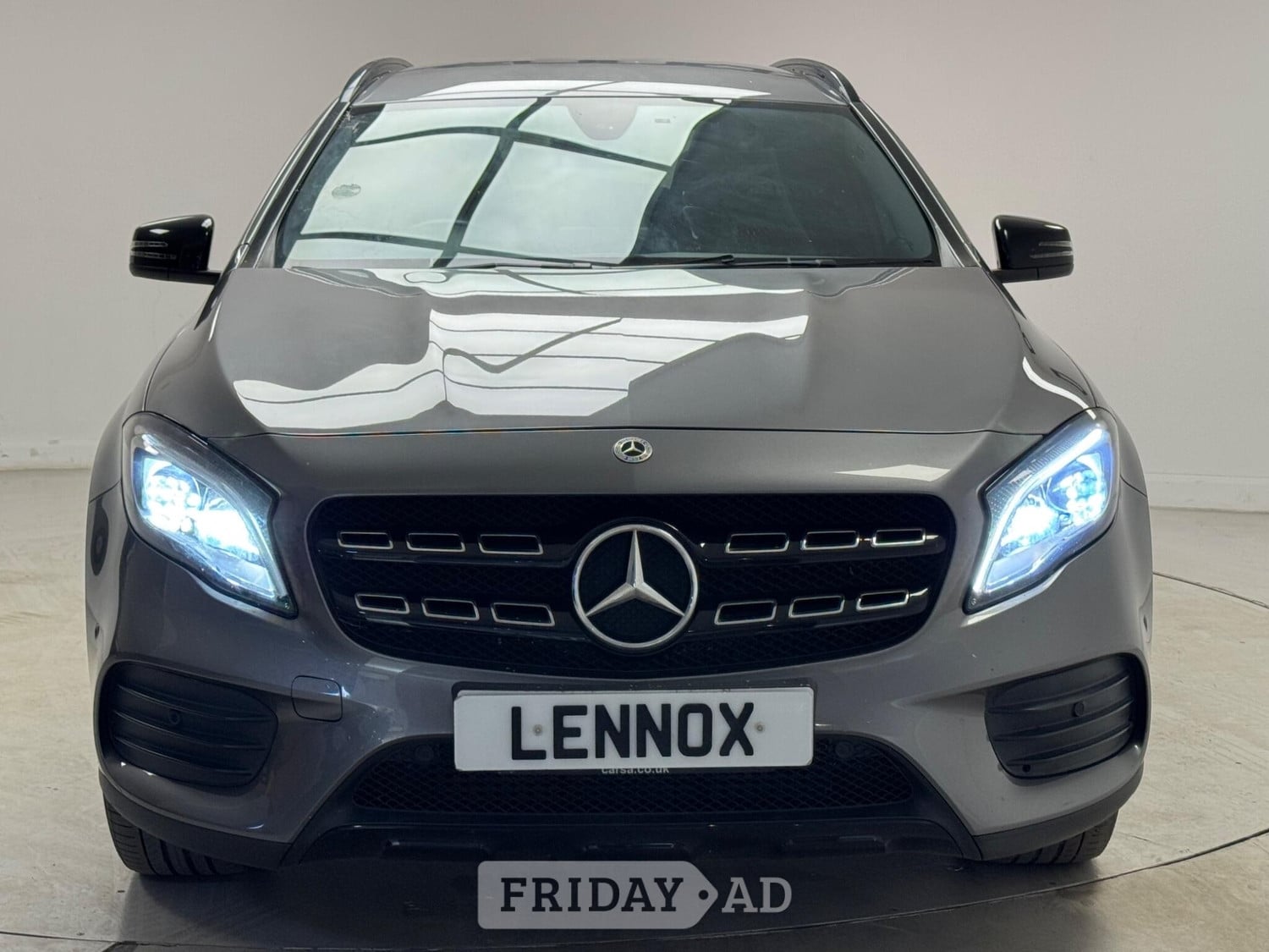 Mercedes-Benz GLA Brent