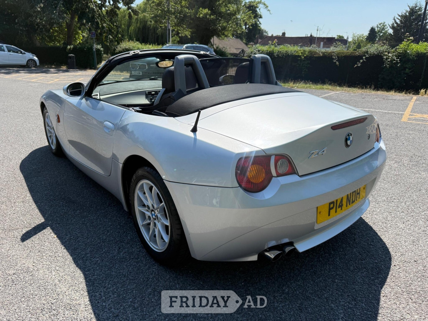 BMW Z4 2003 - Cars in Hillingdon