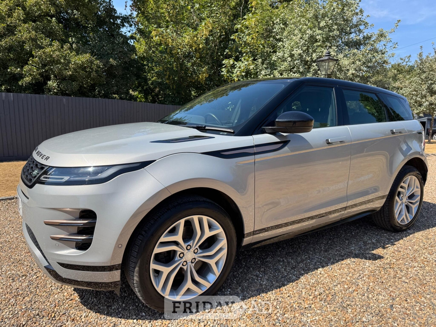 Land Rover Range Rover Evoque 2019 in Staines