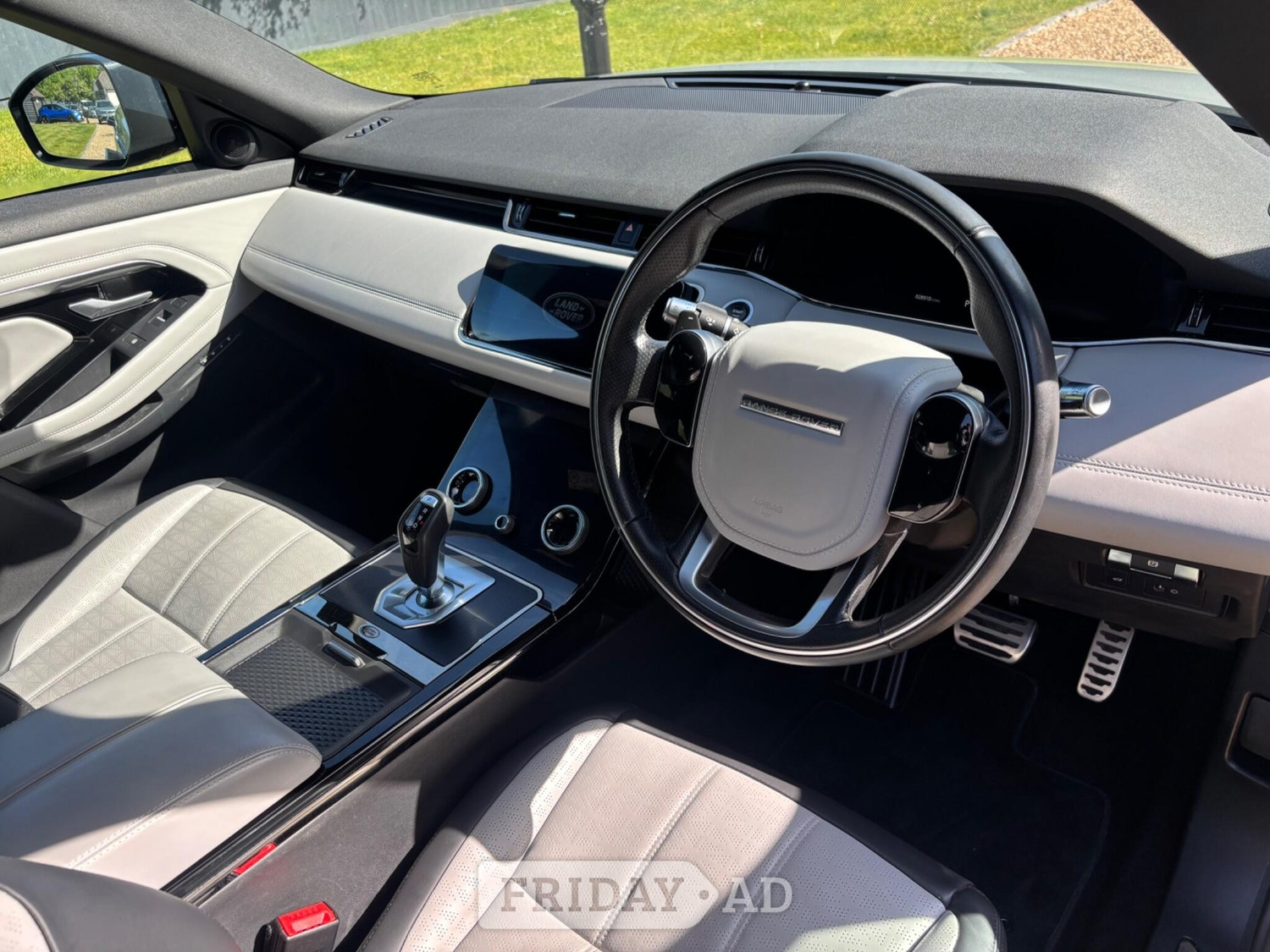 Land Rover Range Rover Evoque Staines