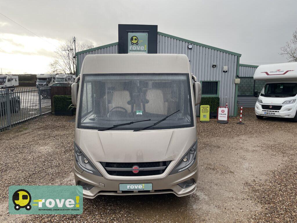 [4 berth ]Burstner Elegance i745