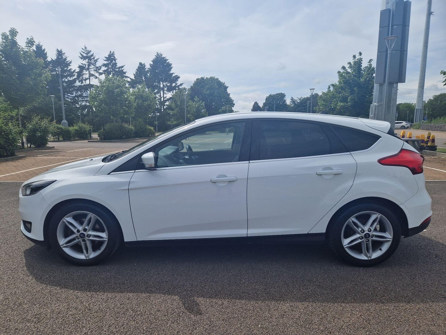 [ berth ]Ford Focus