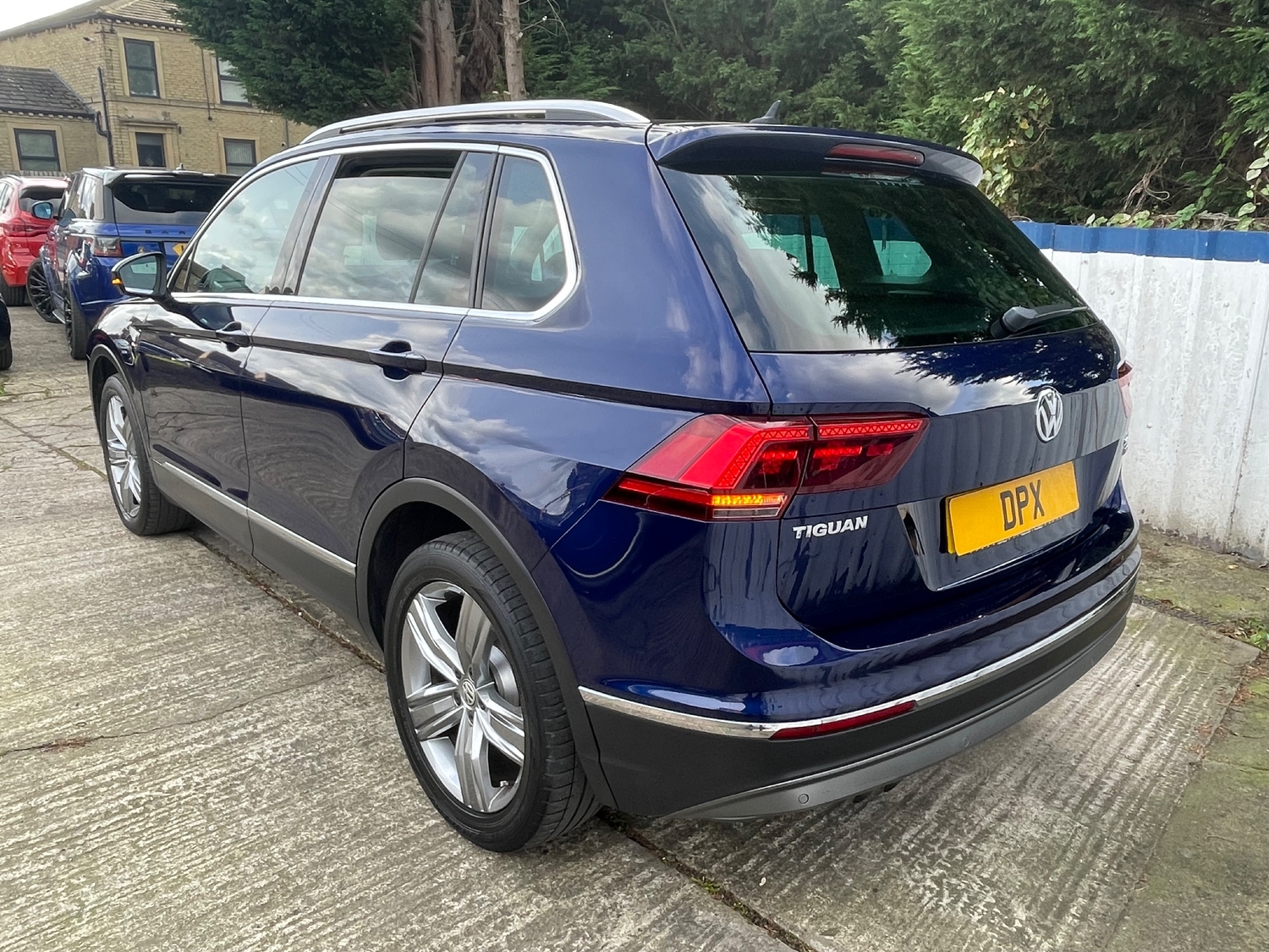 Volkswagen Tiguan 2017 - Cars in Liversedge