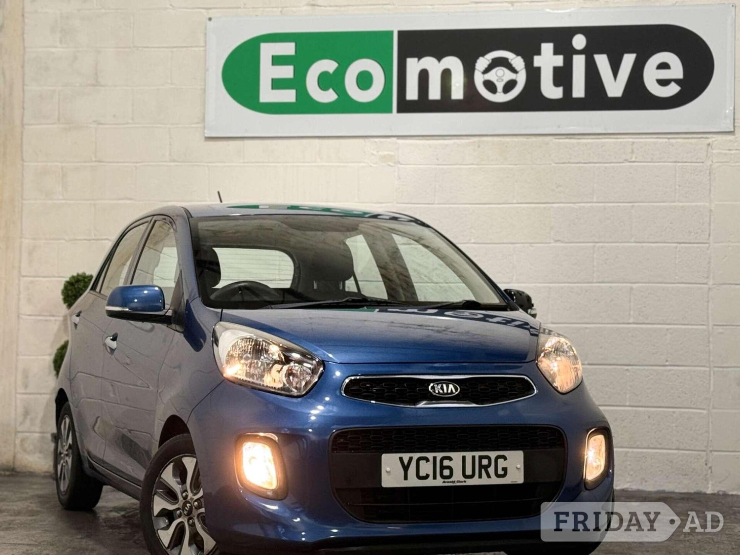 Kia Picanto 2016 in Uxbridge