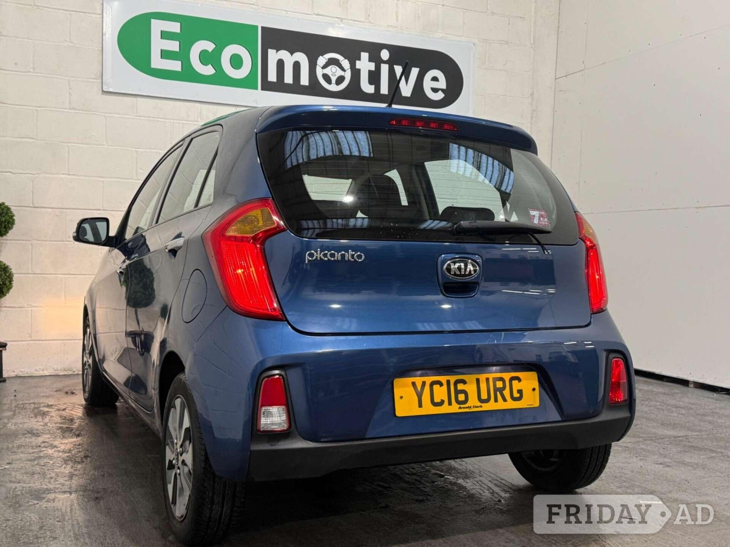 Kia Picanto 2016 - Cars in Uxbridge