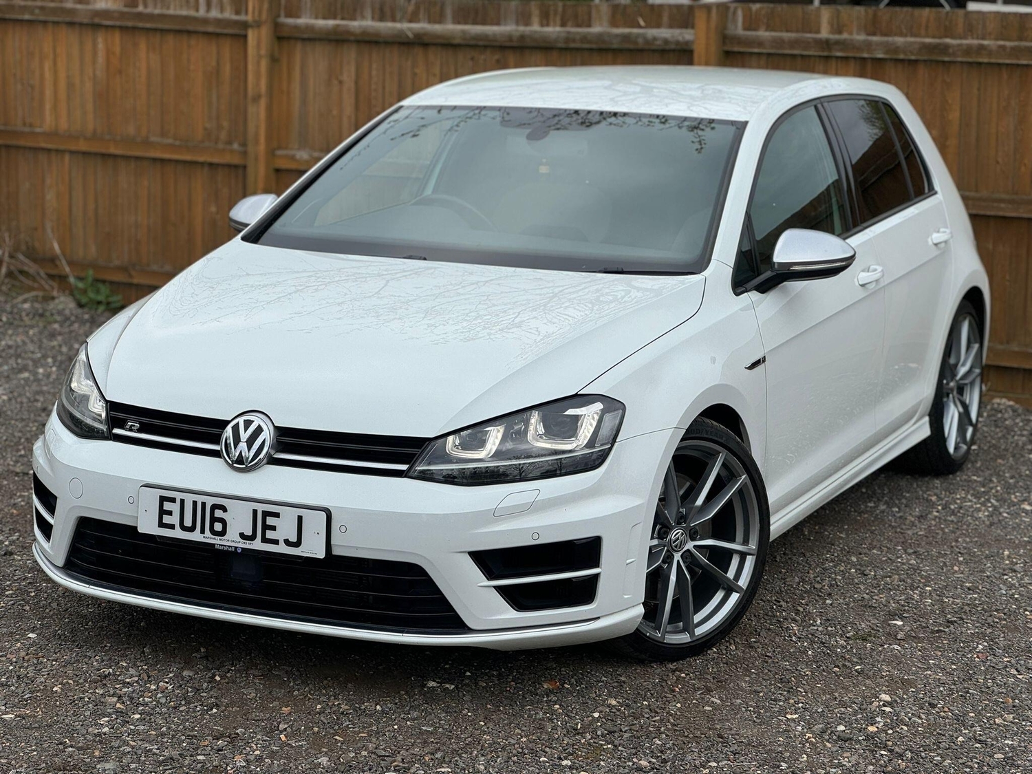 [ berth ]Volkswagen Golf