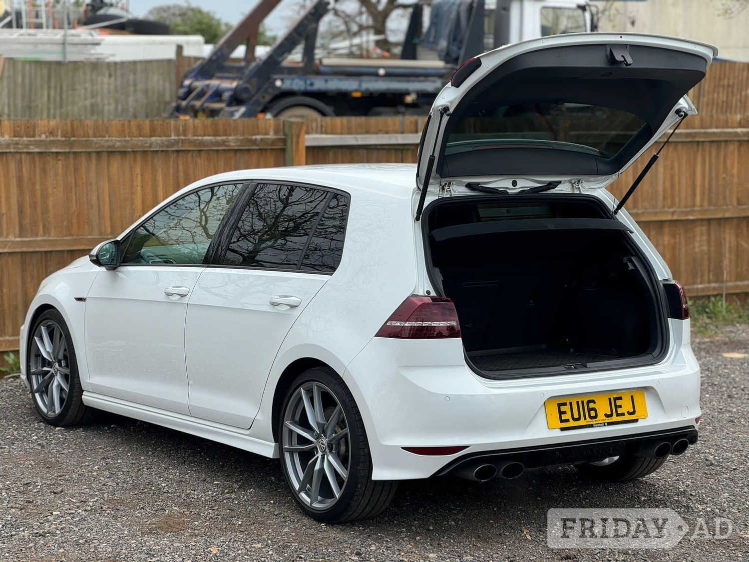 Volkswagen Golf 2016 - Cars in St. Albans