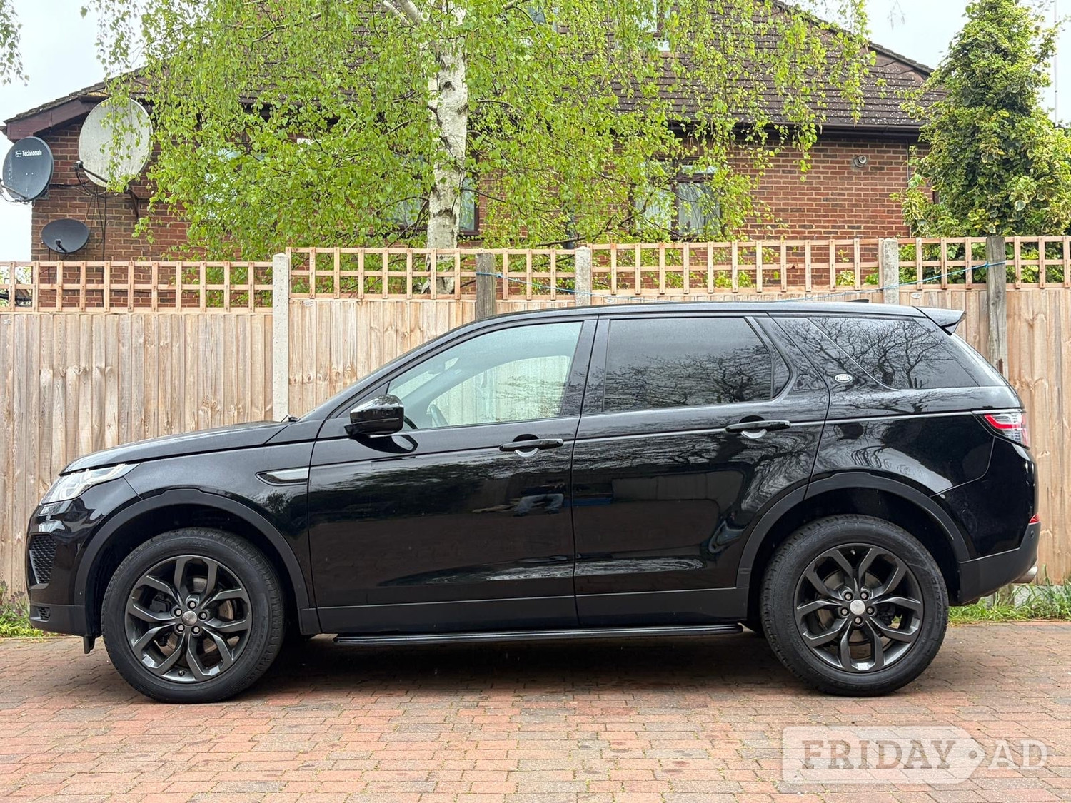 Land Rover Discovery Sport 2019 - Cars