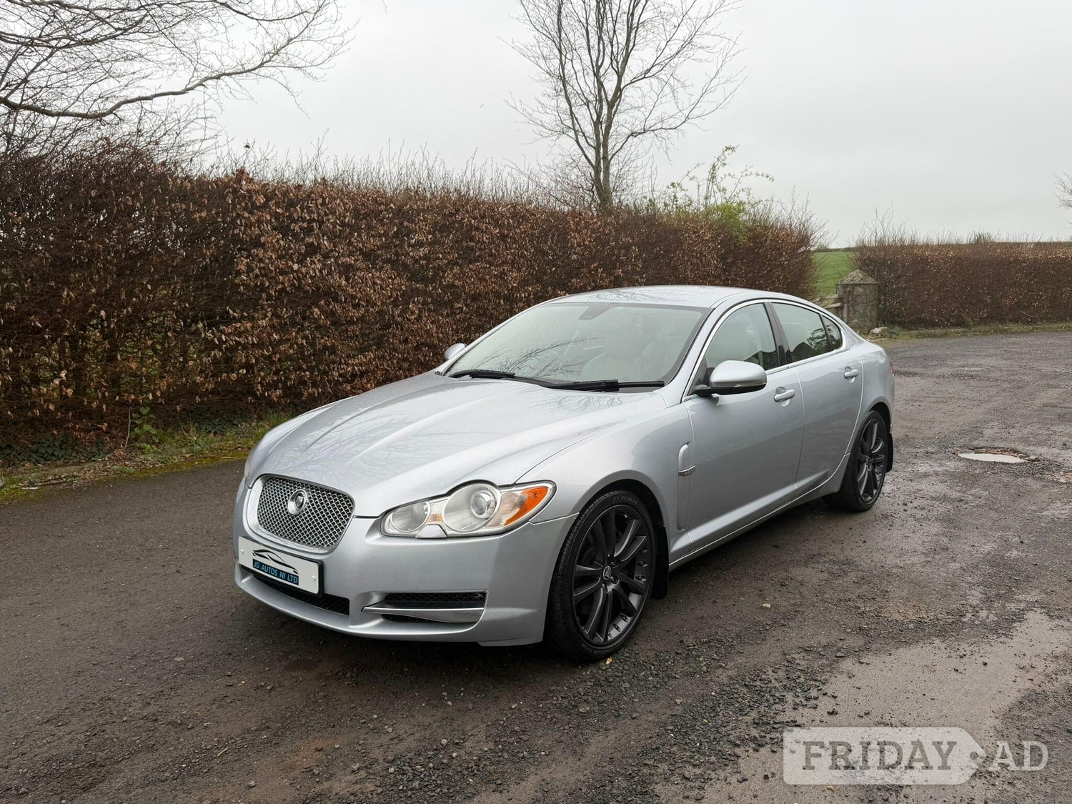 [ berth ]Jaguar XF