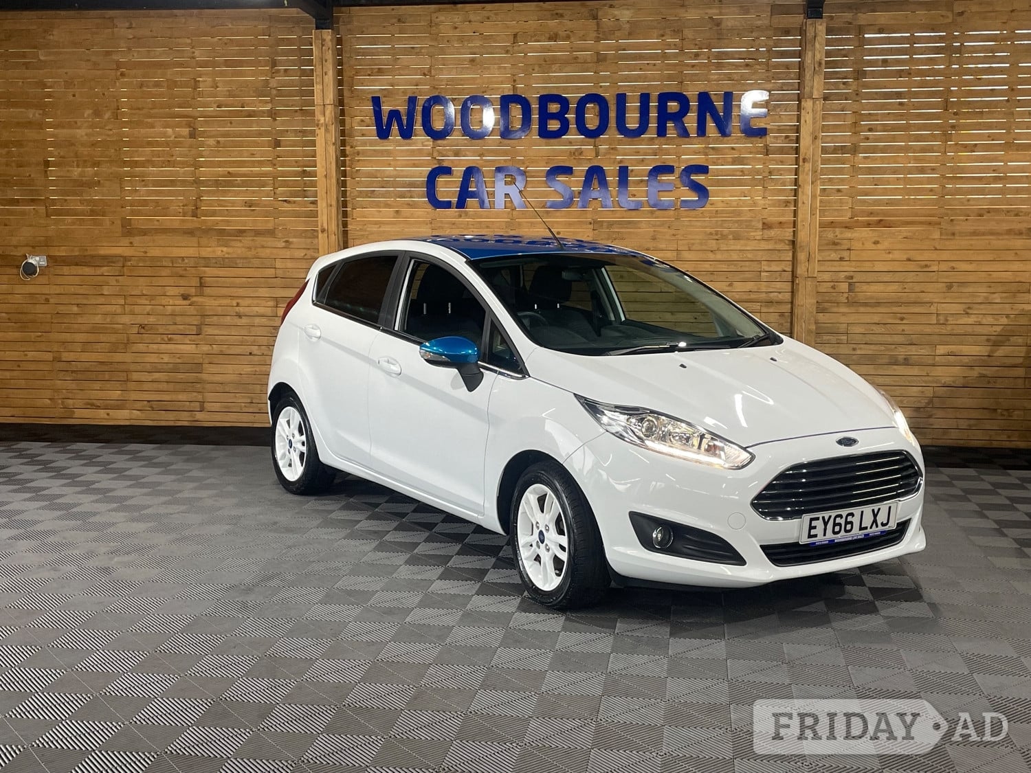Ford Fiesta 2016 in Brighton