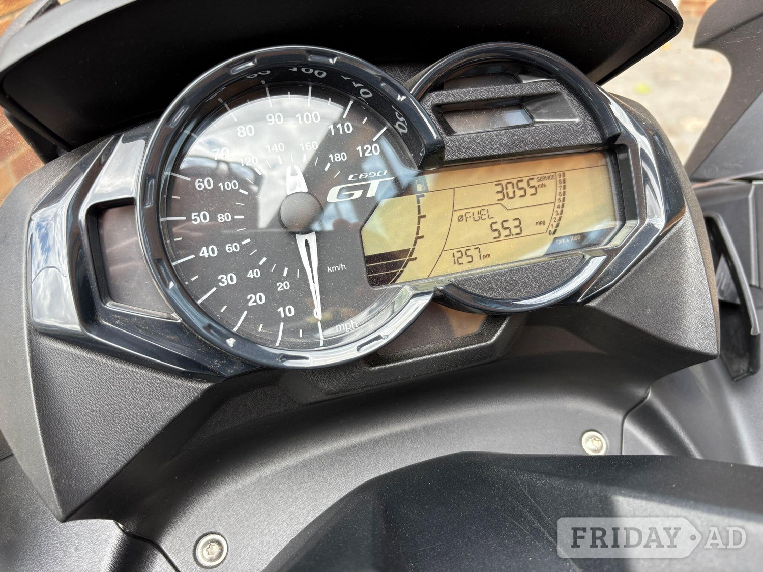 [ berth ]BMW C 650