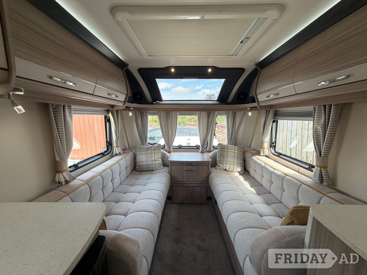 Coachman Vision 450 Paignton