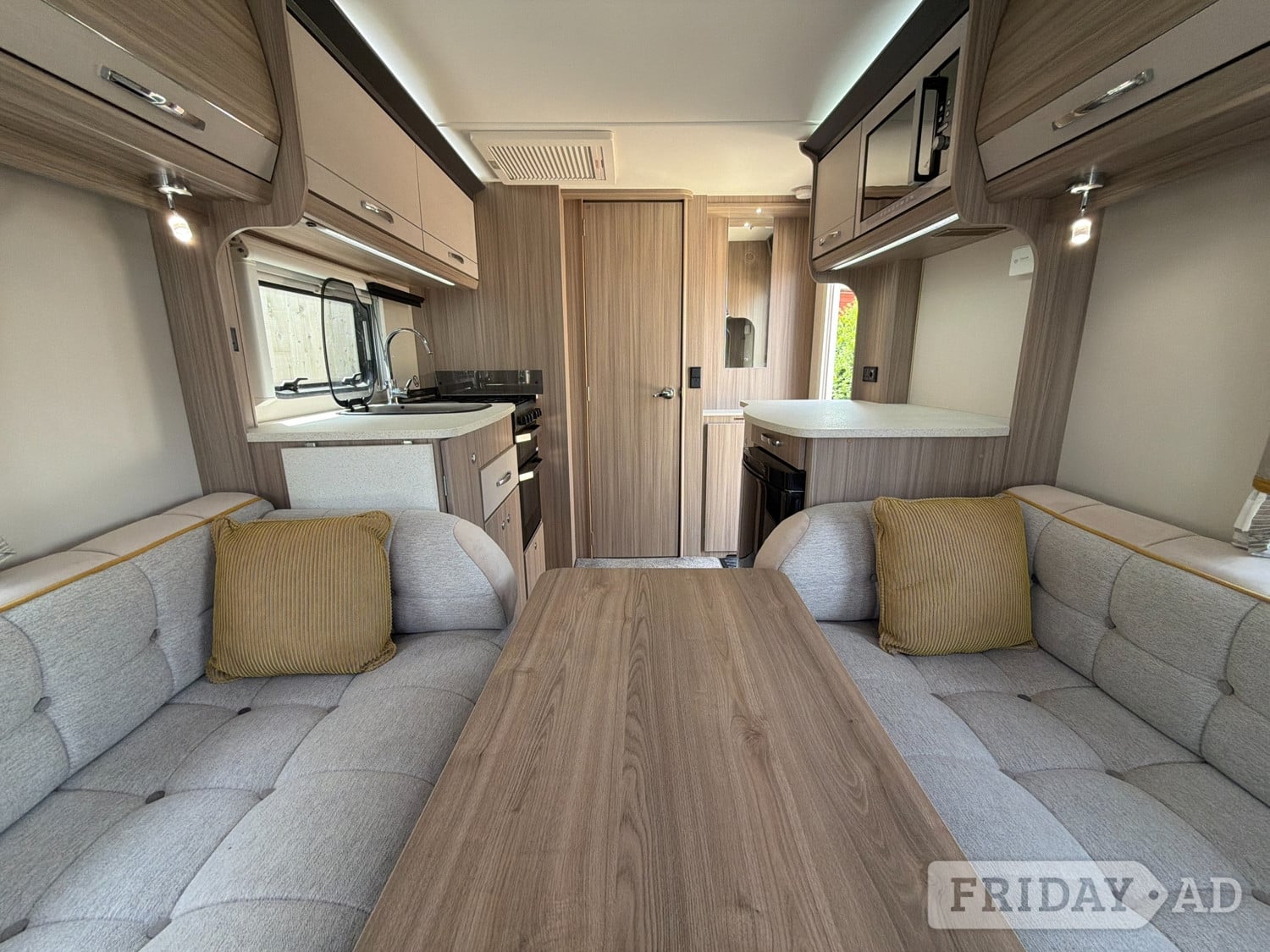 Coachman Vision 450 2019 - Motorhomes & Caravans