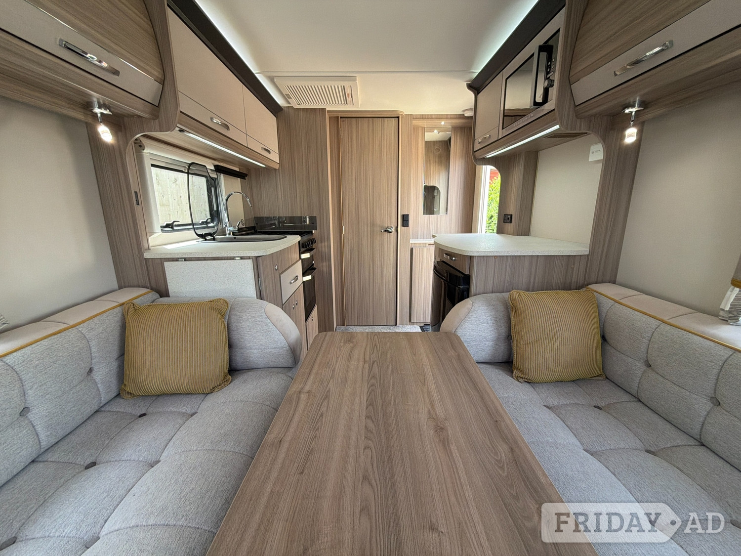 Coachman Vision 450 2019 - Motorhomes & Caravans