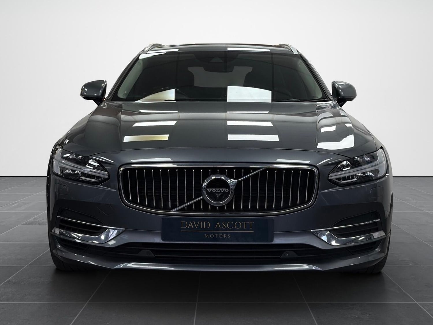 Volvo V90 Ealing