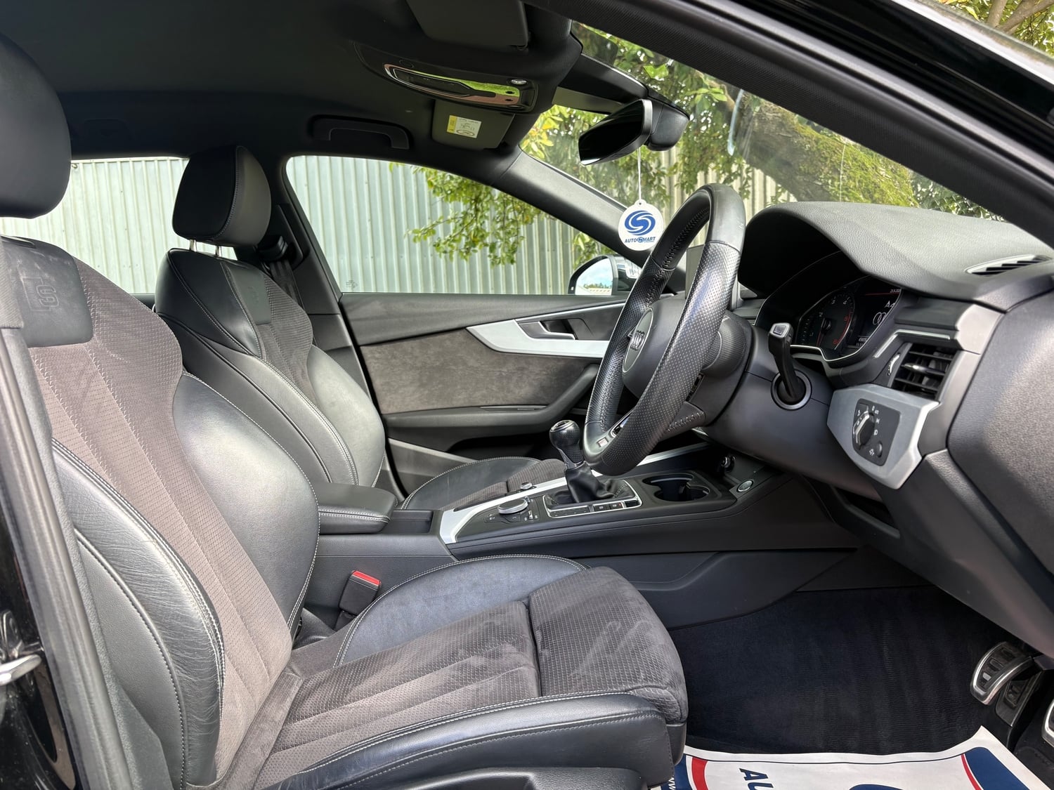 Audi A4 Avant 2018 - Cars in Airdrie