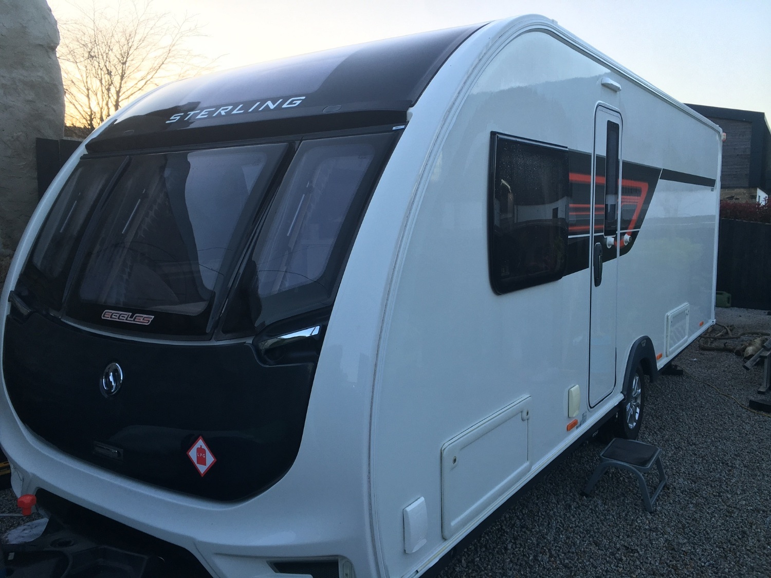 [ berth ]Sterling Eccles Elite 580