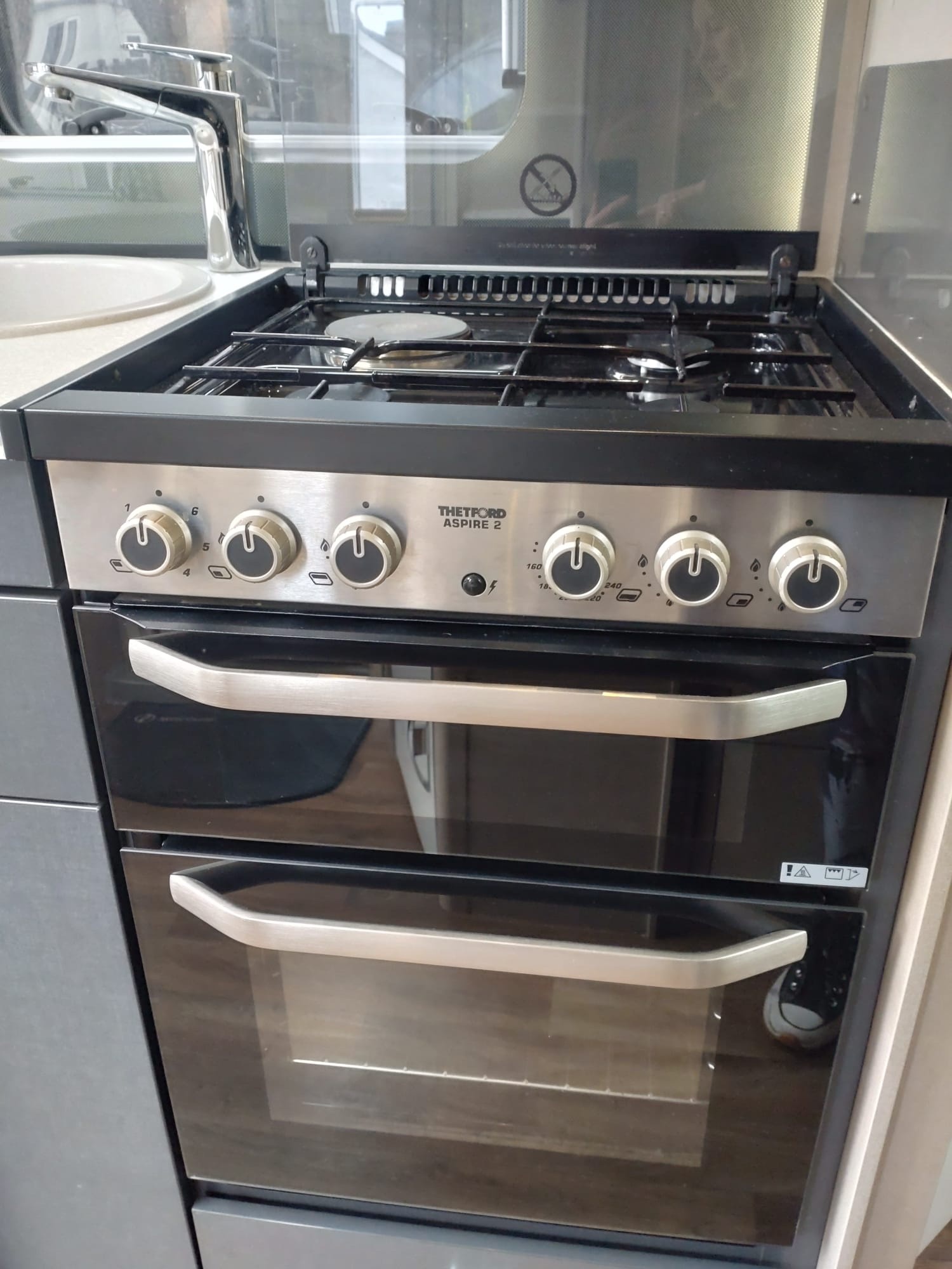 Sterling Eccles Elite 580 2017 - Motorhomes & Caravans