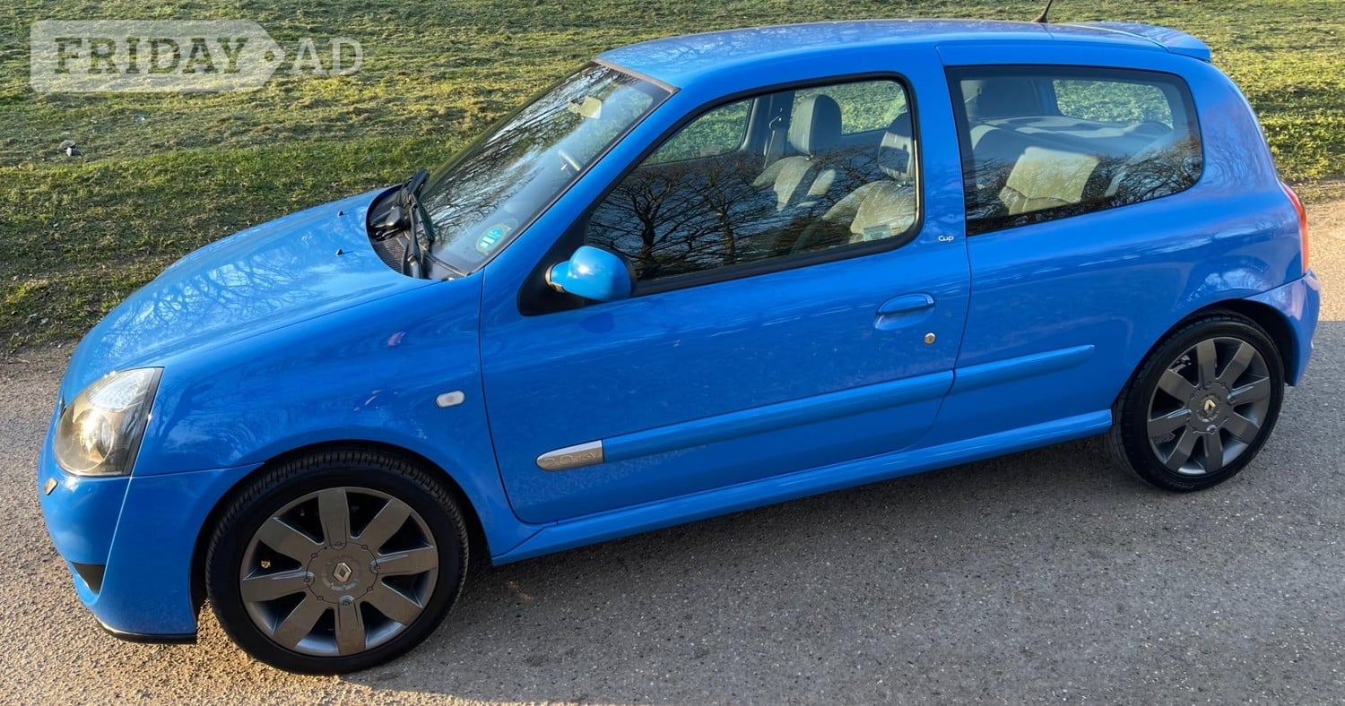 Renault Clio 2005 - Cars in Waltham Abbey