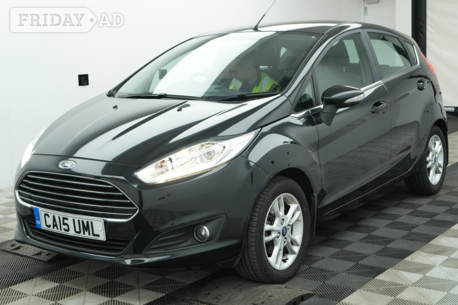 [ berth ]Ford Fiesta