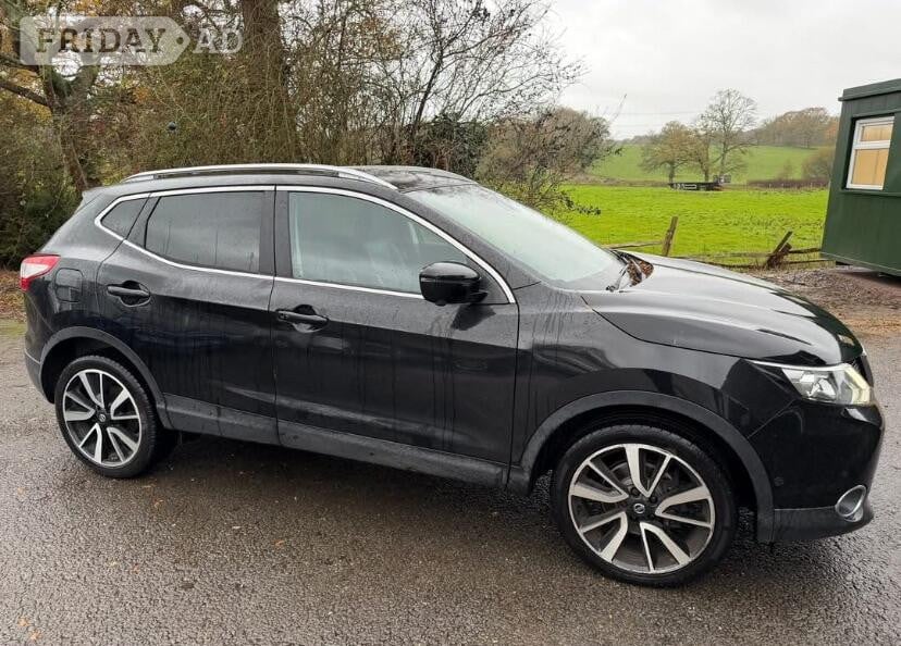 Nissan Qashqai 2015 - Cars