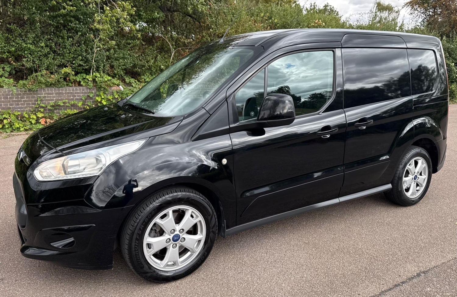 Ford Transit Connect 2017 - Vans & Commercial Vehicles in Waltham Abbey