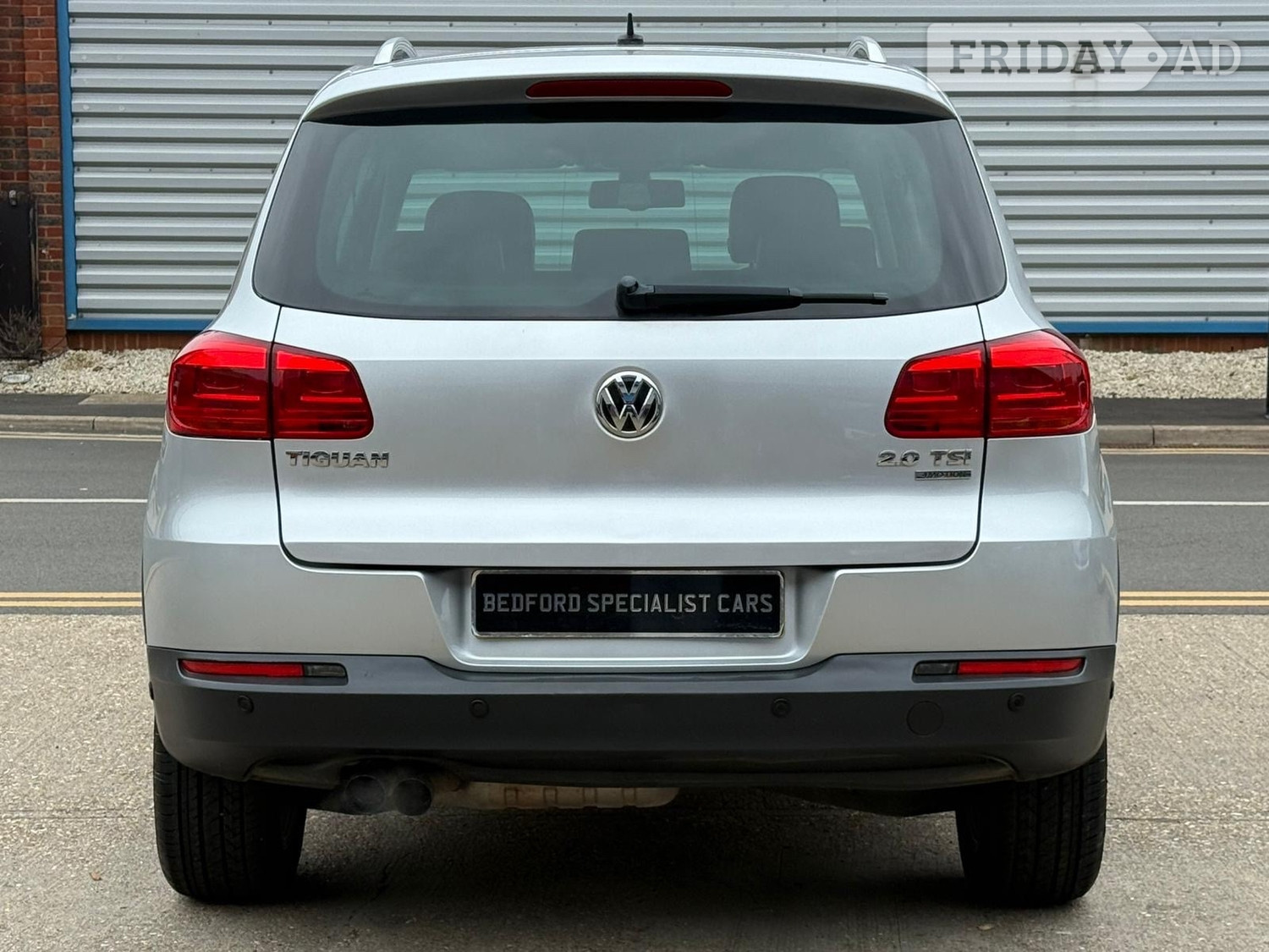 Volkswagen Tiguan 2012 - Cars