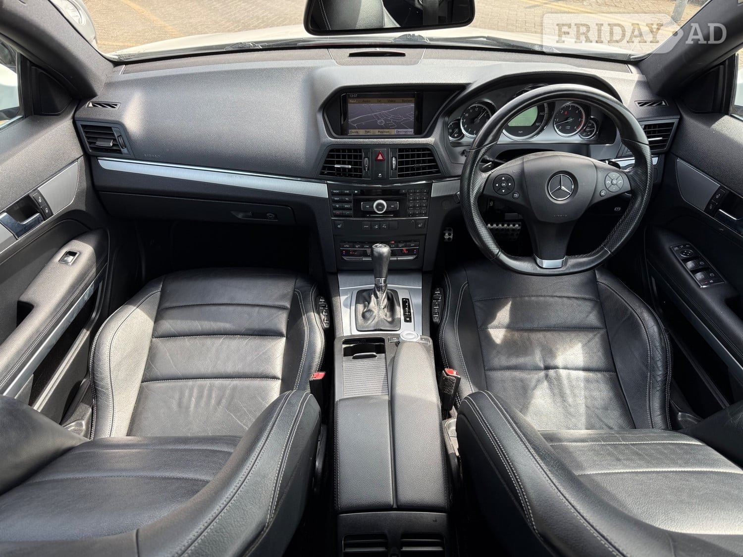 [ berth ]Mercedes-Benz E Class