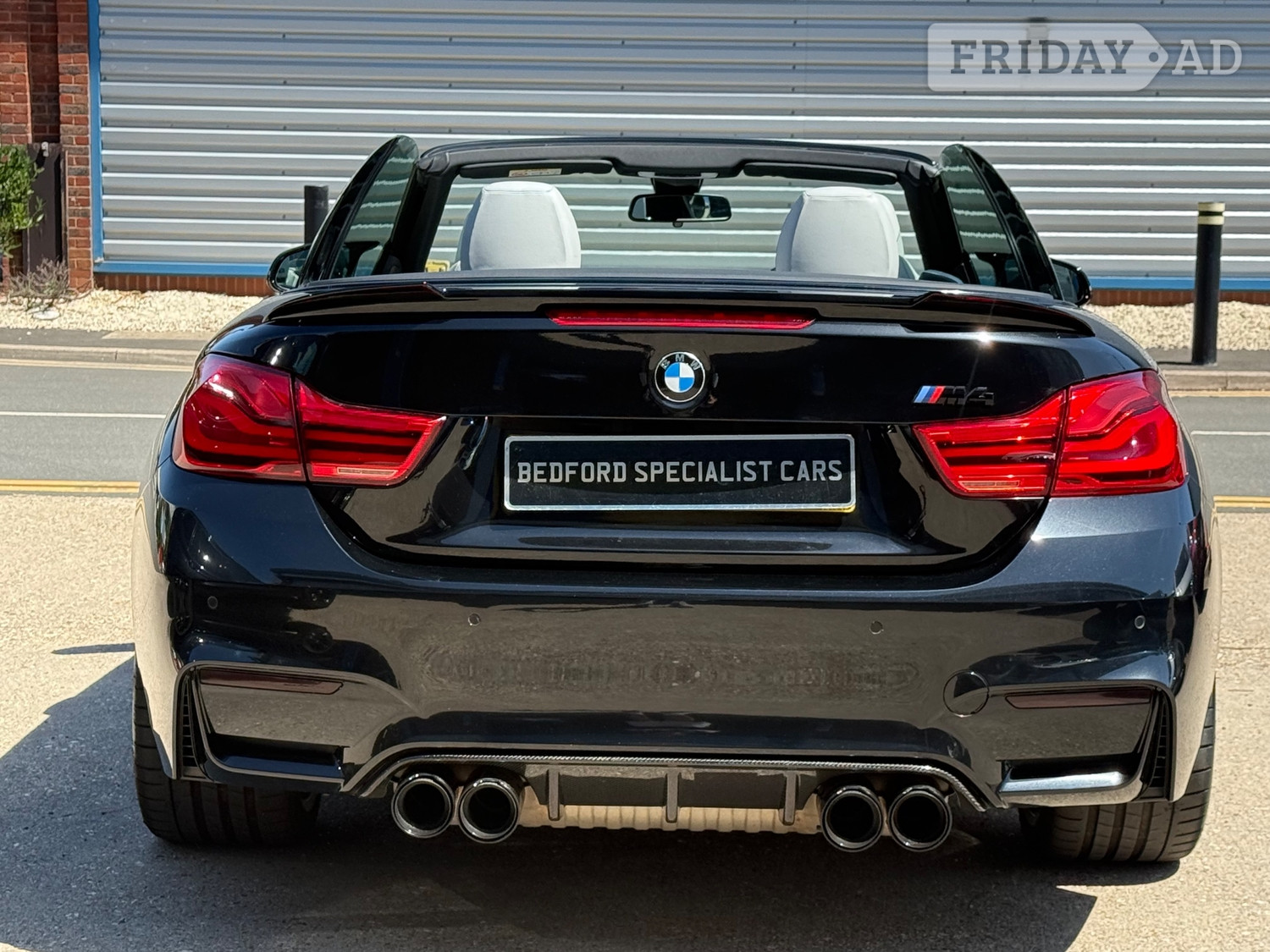 BMW M4 2018 - Cars