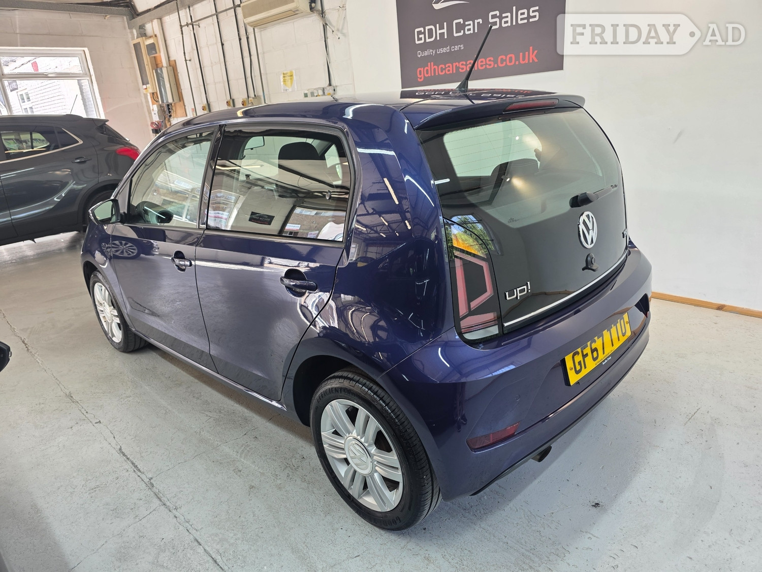 [ berth ]Volkswagen Up