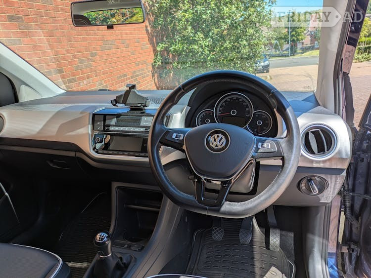 Volkswagen UP! 2017 - Cars in Storrington