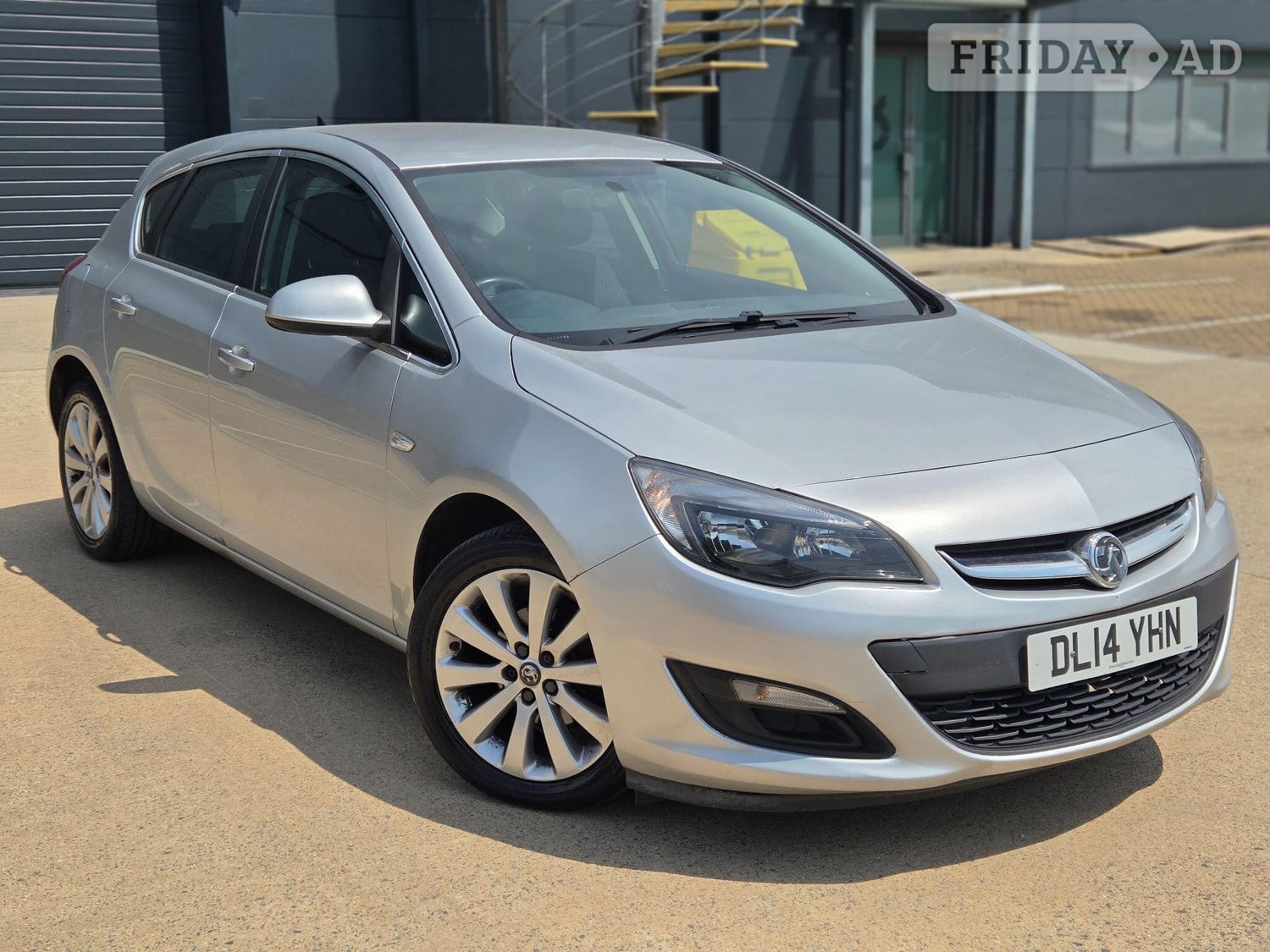 Vauxhall Astra 2014 in Slough