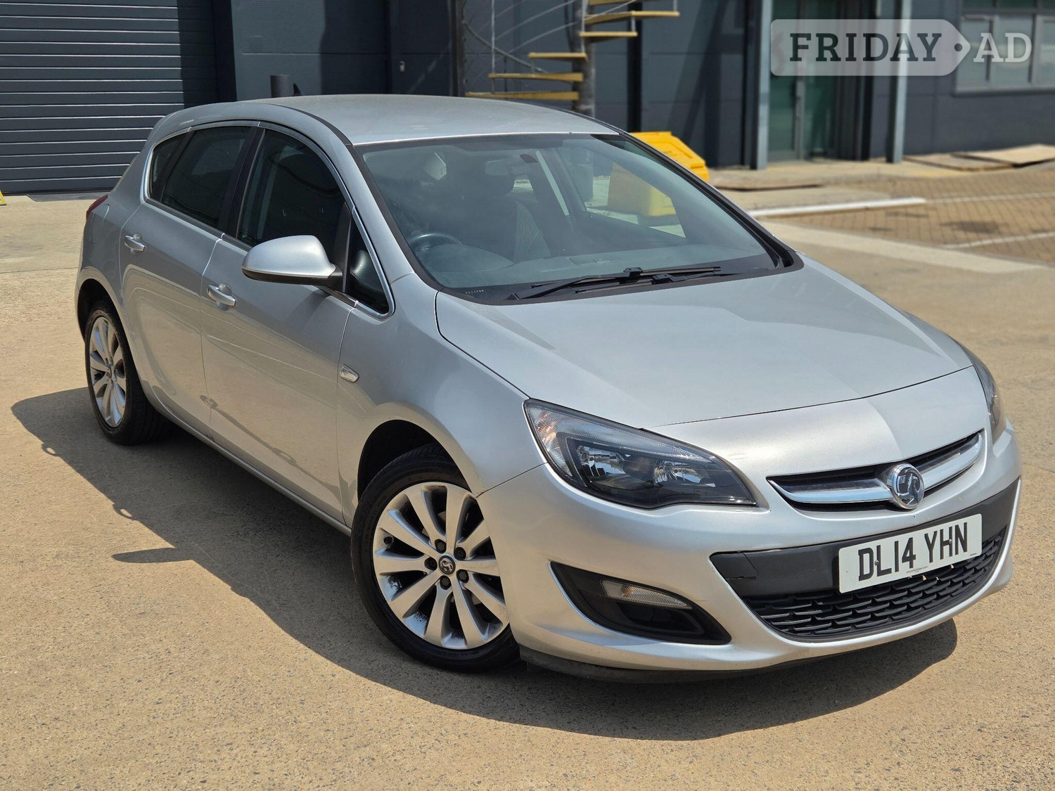 Vauxhall Astra 2014 - Cars