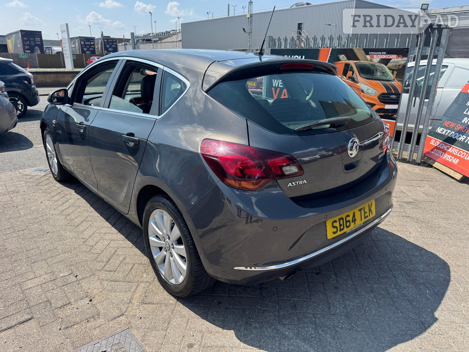 [ berth ]Vauxhall Astra