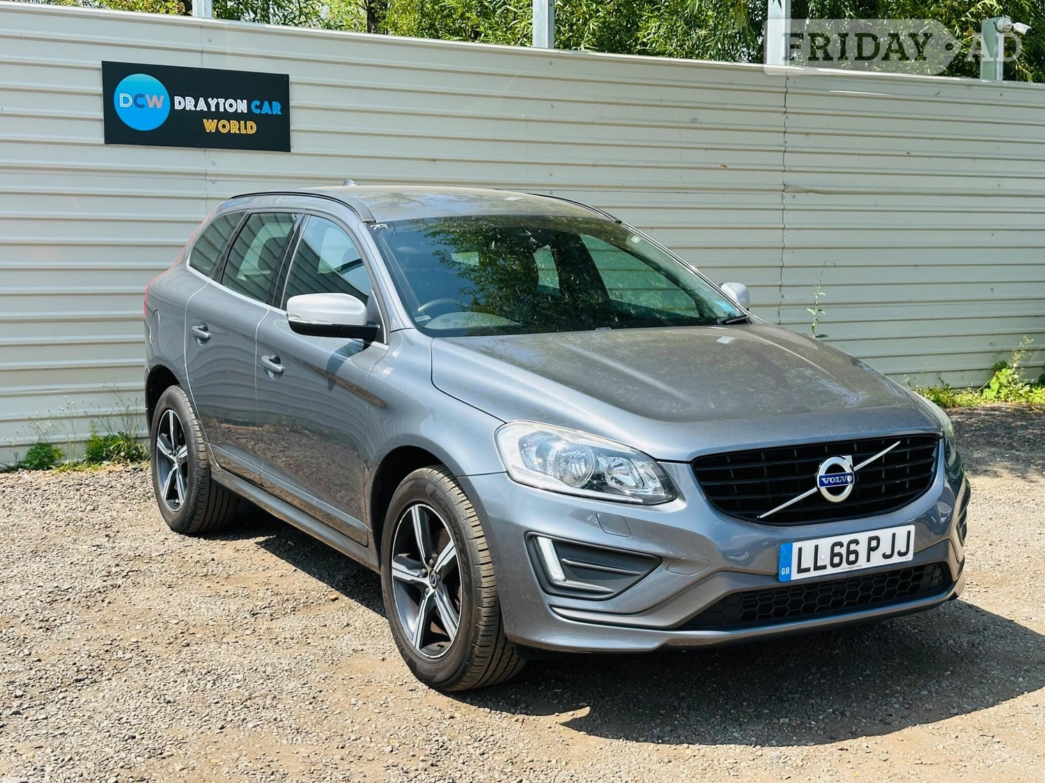 Volvo XC60 2016 - Cars in Hillingdon