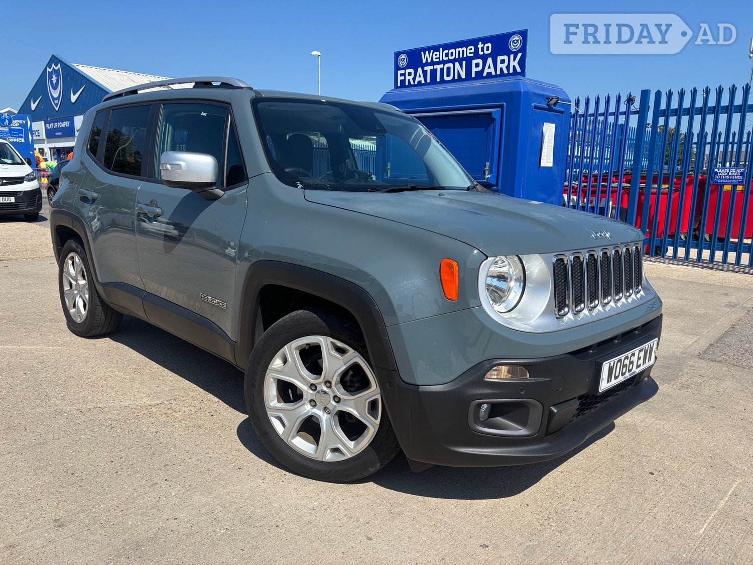 Jeep Renegade 2016 in Portsmouth