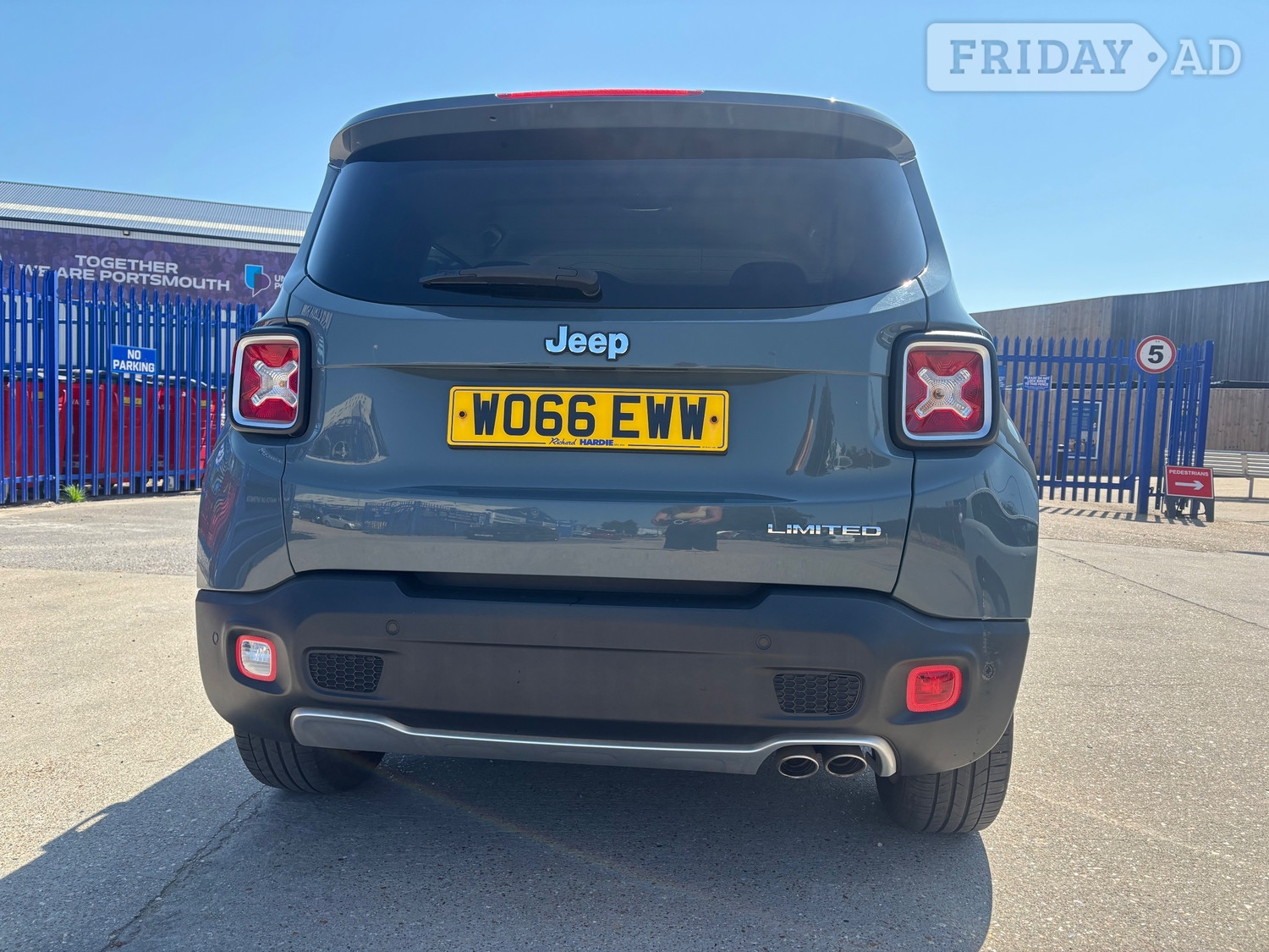 Jeep Renegade 2016 - Cars in Portsmouth
