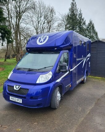 John Oates bespoke vouge  Peugeot Horsebox