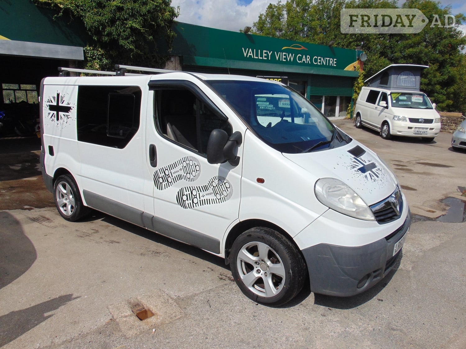 Vauxhall Vivaro 2012 in Keighley