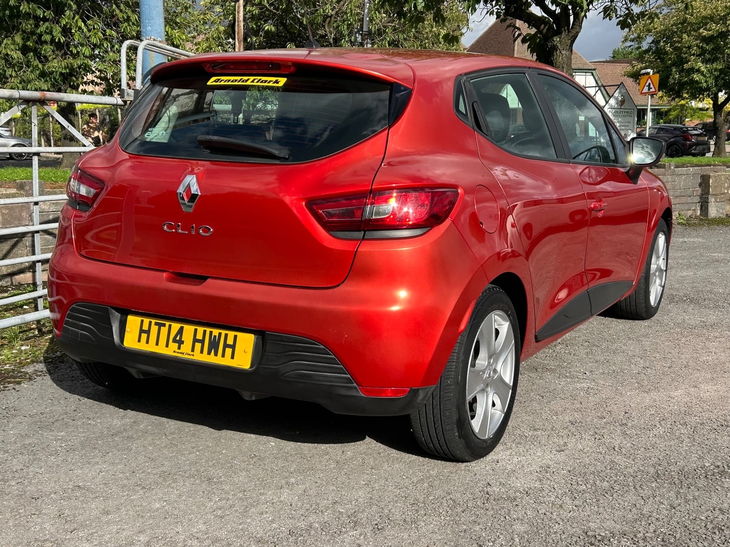 Renault Clio 2014 - Cars in Manchester