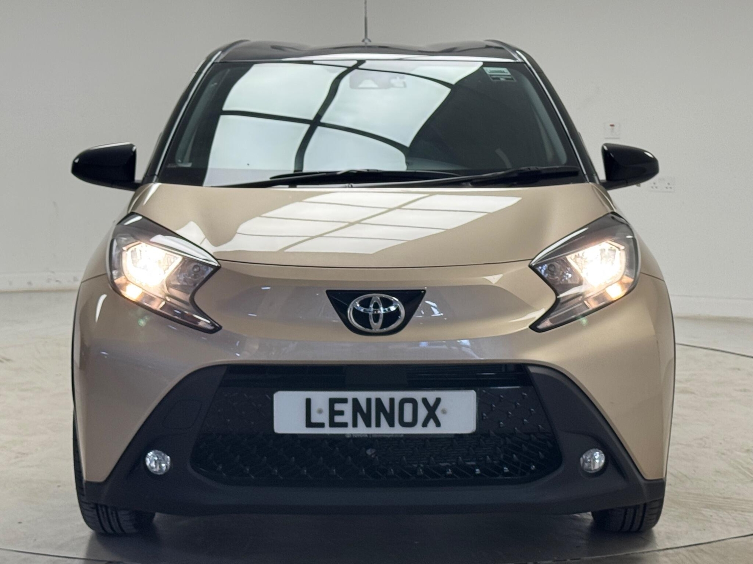 Toyota Aygo X Brent