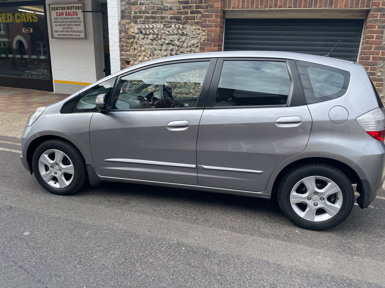 Honda Jazz 2009 - Cars in Worthing