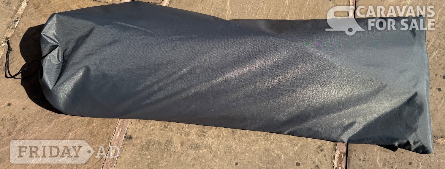 Thermal Windscreen Cover Campervan -  in Biddulph