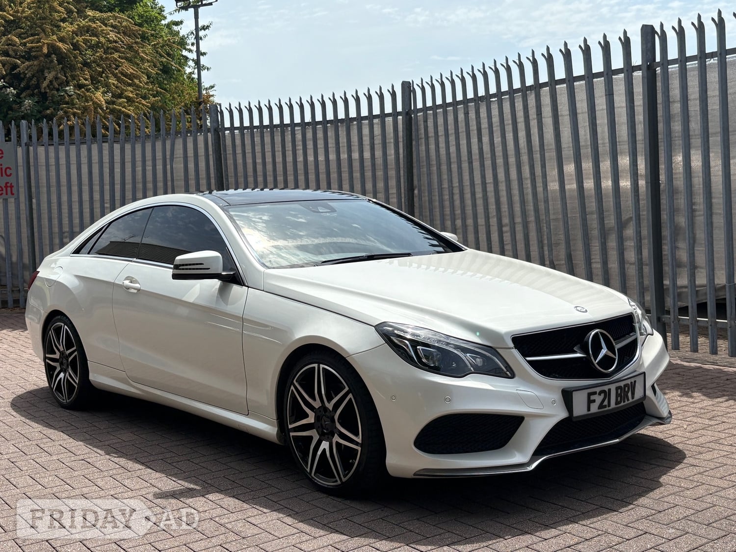Mercedes-Benz E Class 2016 in Ashford